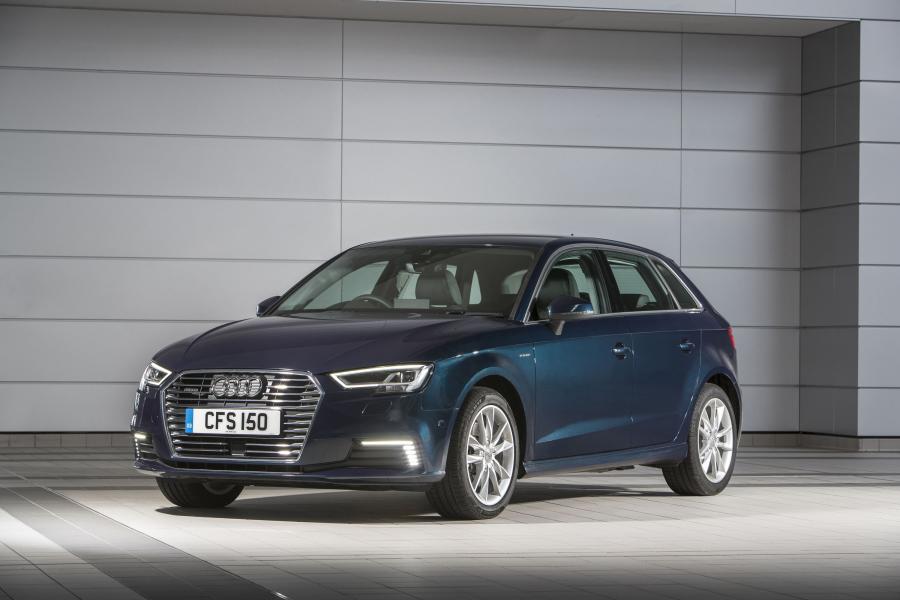  Audi A3 Sportback e-tron (8V) 2016 года  (UK) (фото 8 из 11)